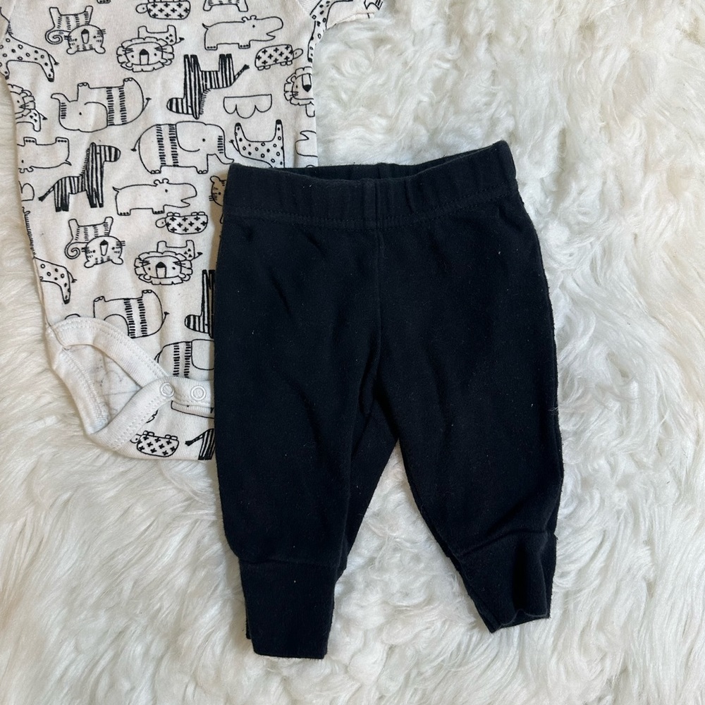 0-3 Months Baby Boy matching outfit set - Picture 6 of 8